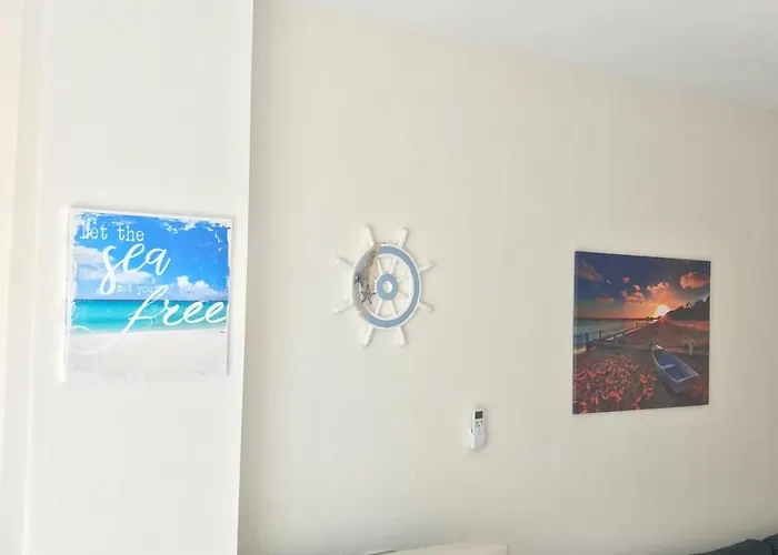 Eva's Appartement Golem (Tirana)